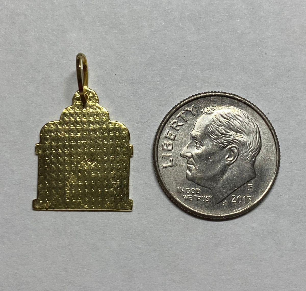 14K Yellow Gold Our Lady of Mt. Carmel "Virgen del Carmen Capilla" Cha ...