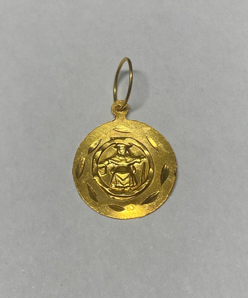 14 Karat Yellow Gold Holy Infant of Atocha "Niño de Atocha" 13mm Medal