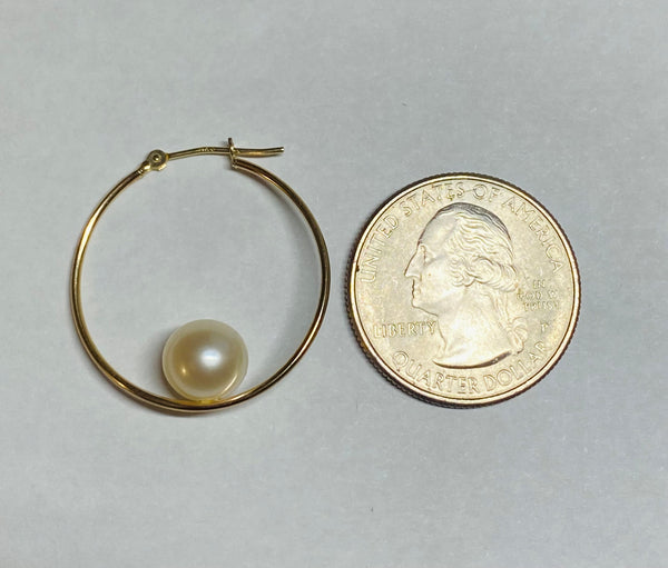 8mm Cultured Freshwater Pearl Hoop Earrings in 14 Karat Yellow Gold