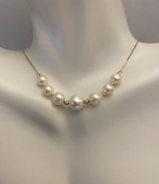 6.0-9.0mm Cultured Freshwater Pearl and Diamond-cut Bead Graduated Seven Pearl 17" Box Link Necklace in 14K Yellow Gold