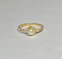 10 Karat Yellow Gold and 4mm Genuine Freshwater Pearl Girls/Ladies Ring