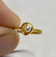 10 Karat Yellow Gold and 4mm Genuine Freshwater Pearl Girls/Ladies Heart Ring