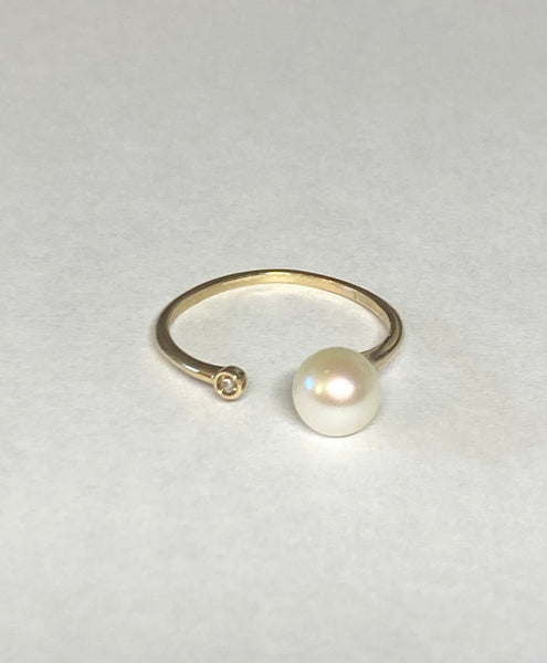 10 Karat Yellow Gold and Genuine 6.5mm Freshwater Pearl w/.02ct Diamond Open Ring