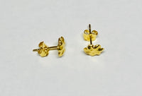 14 Karat Yellow Gold Daisy Stud Post Earrings