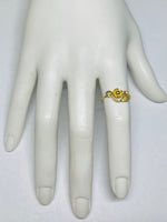 Vintage 1960's NOS 18 Karat Yellow Gold Flower and Leaf Design Ring