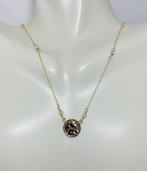 14 Karat Yellow Gold Genuine Freshwater Pearls Angel Cherub Medal 17" Necklace with 12 Pearls