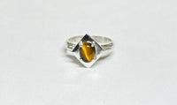 Vintage NOS 1970's Genuine 8 x 6mm Oval Tiger's Eye Rhomboid Ring