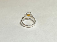 Vintage NOS 1970's 8 x 6mm Oval Genuine Citrine Ladies Rhomboid Ring