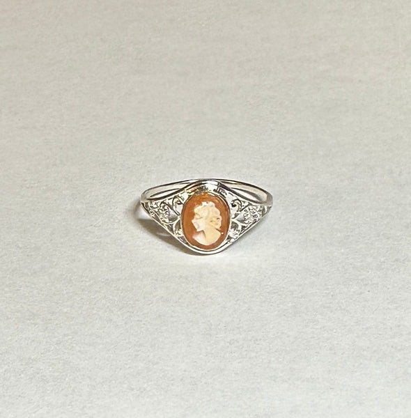 Sterling Silver Oval 8mm x 6mm Orange Shell Cameo Dainty Filigree Ladies Ring