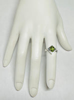 Vintage NOS 1970's 8 x 6mm Oval Genuine Peridot Ladies Rhomboid Ring